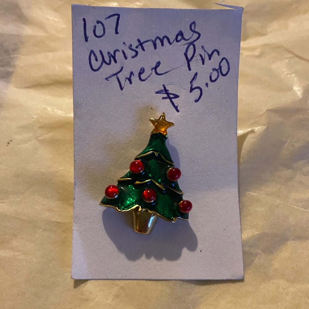 🎈Cute Christmas Tree Pin